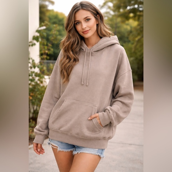 Abercrombie & Fitch Tops - Abercrombie & Fitch Taupe Cropped Hoodie